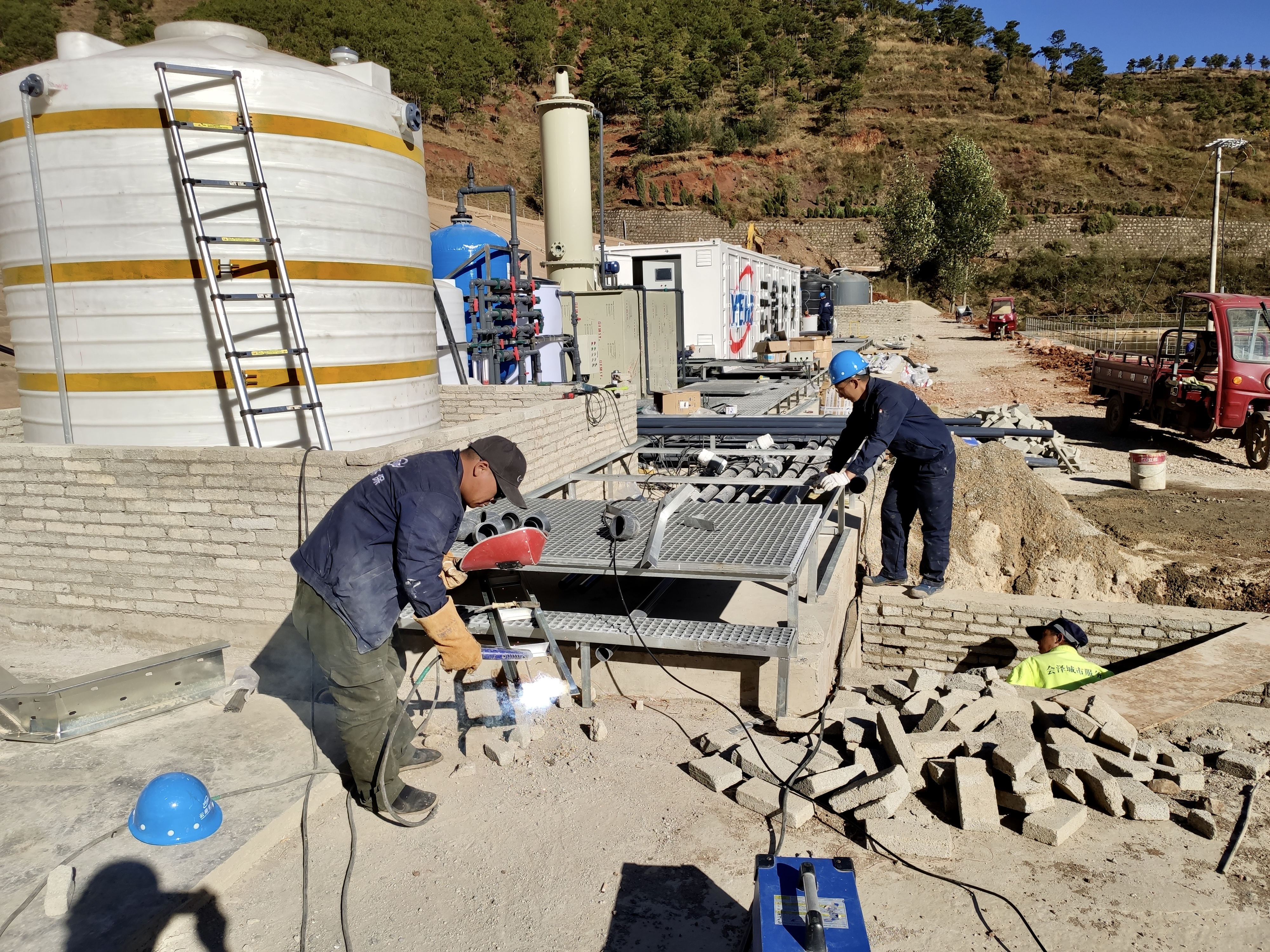 戰(zhàn)風(fēng)沙、抗溫差，一往無前保萬家--碩特環(huán)保會(huì)澤項(xiàng)目正式運(yùn)行